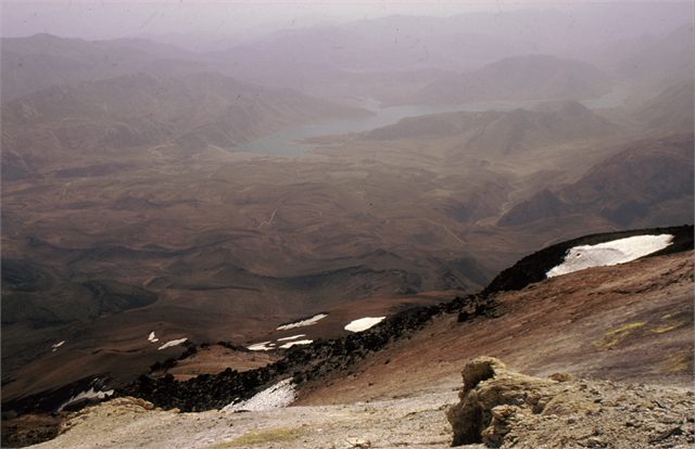 jezero Lar